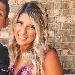 Meet your Posher, Cara